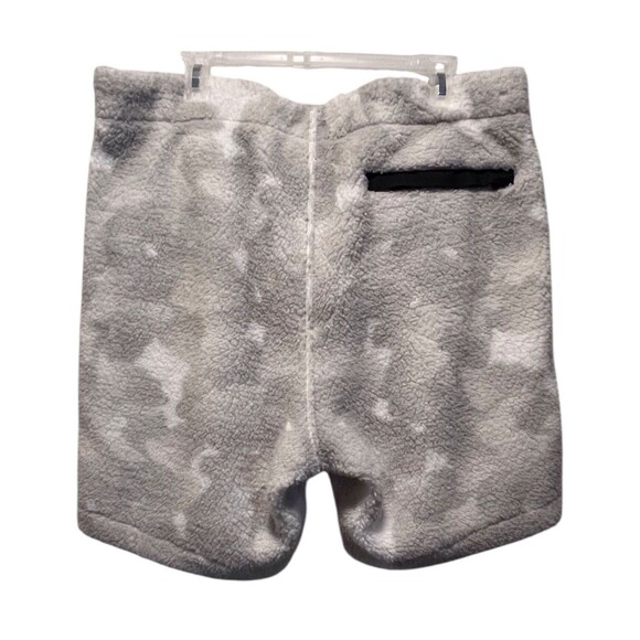 NWT UGG Mens Size Large Eckard UGG Fluff Sherpa Shorts White And Gray Pullon - Picture 3 of 11